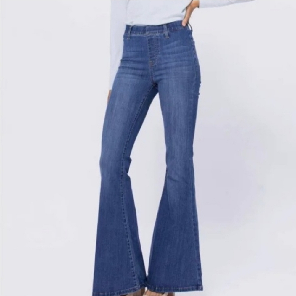 Judy Blue High Rise Pull on Super Flare Jenny Jeans Medium Blue Size 28 NWT